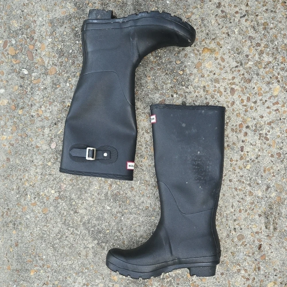 Hunter Black Original Rubber Rain Boot